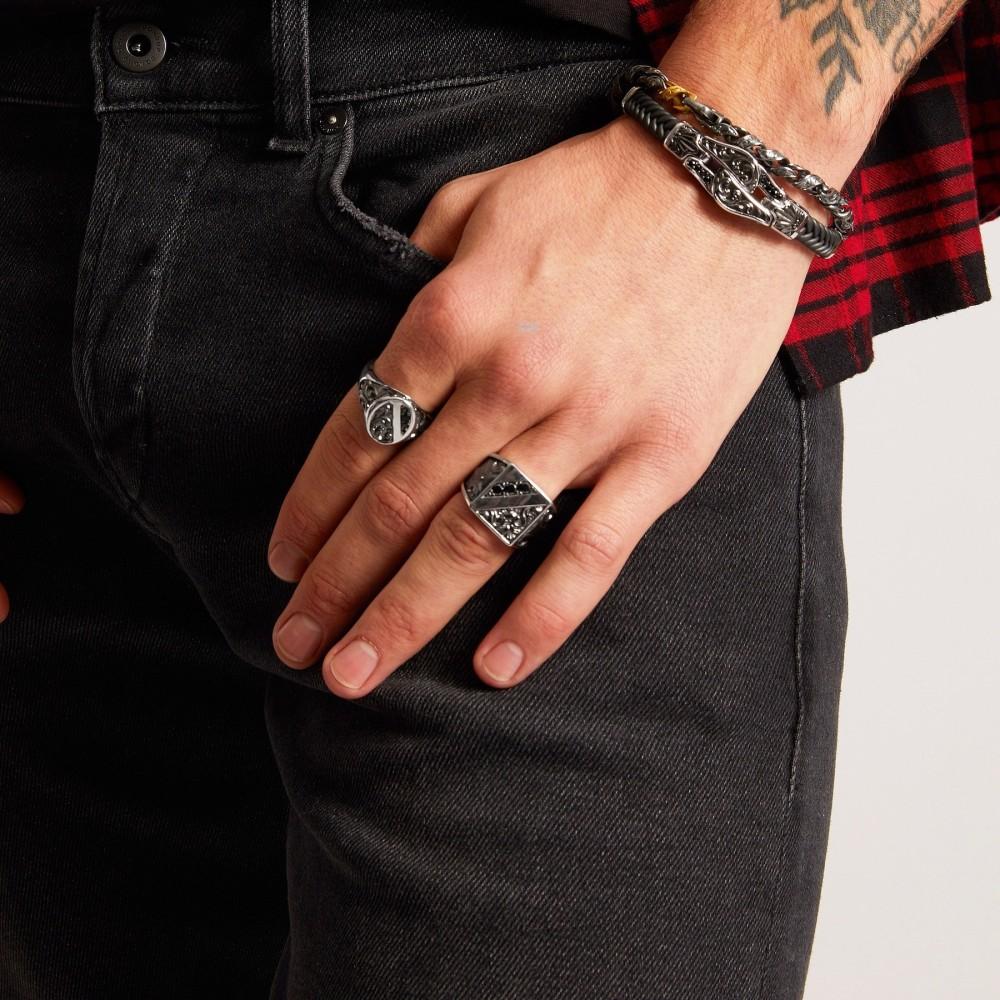 Zancan Anello Zancan in argento con pietre nere Saldi
